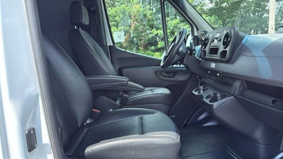 2025 Mercedes-Benz Sprinter 2500 Cargo 144 WB HIGH ROOF