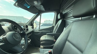 2025 Mercedes-Benz Sprinter 2500 Cargo 144 WB HIGH ROOF