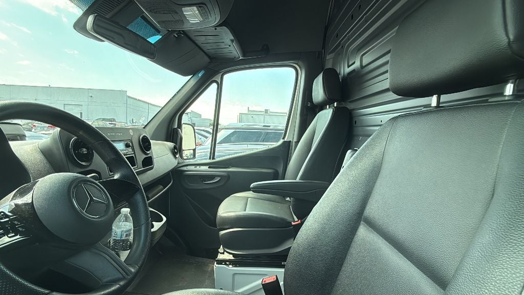 2025 Mercedes-Benz Sprinter 2500 Cargo 144 WB HIGH ROOF