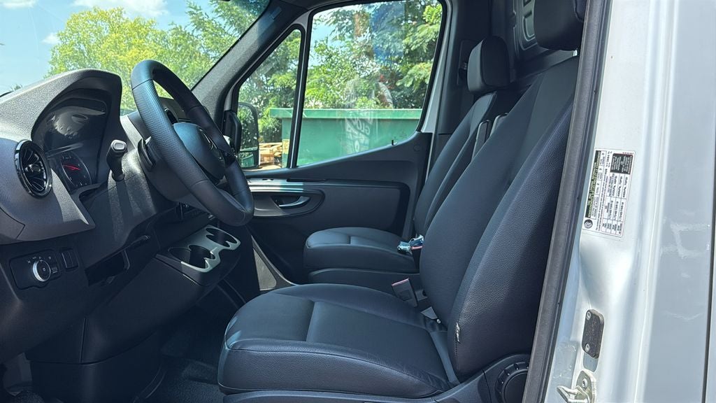 2025 Mercedes-Benz Sprinter 2500 Cargo 170 WB High Roof