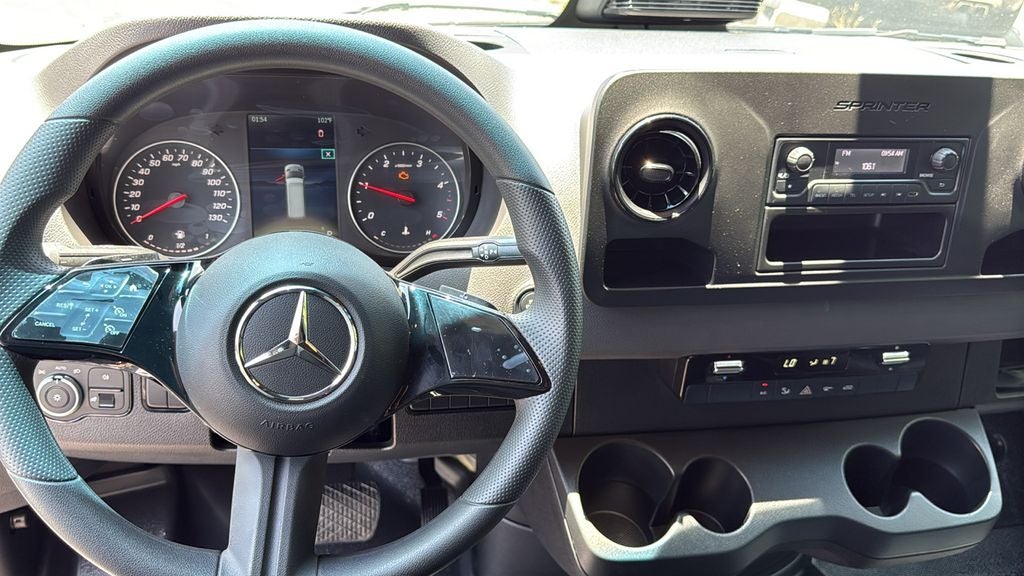2025 Mercedes-Benz Sprinter 2500 Cargo 170 WB High Roof