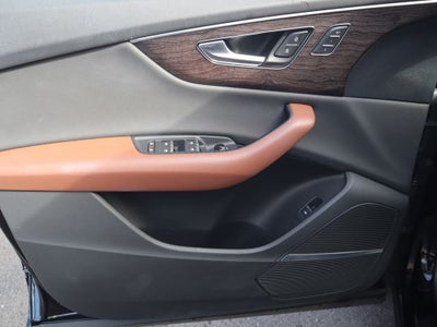 2020 Audi Q8 55 Premium Plus quattro