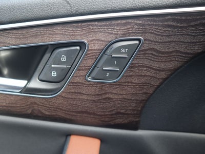 2020 Audi Q8 55 Premium Plus quattro