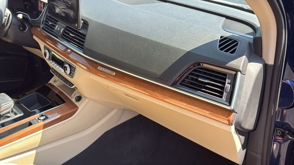 2022 Audi Q5 45 S line Prestige quattro