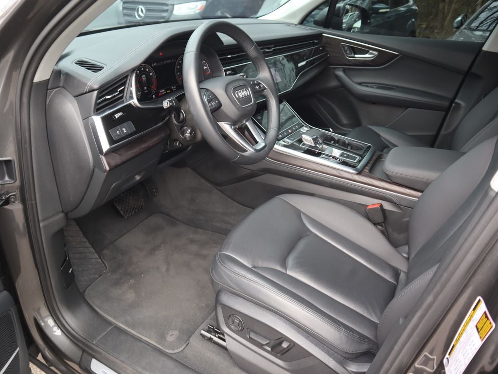 2024 Audi Q7 45 Premium Plus quattro