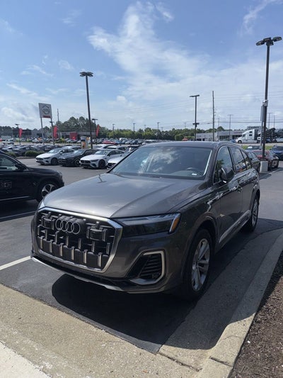 2025 Audi Q7 55 Premium Plus quattro