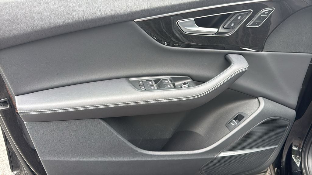 2025 Audi Q7 55 Premium Plus quattro