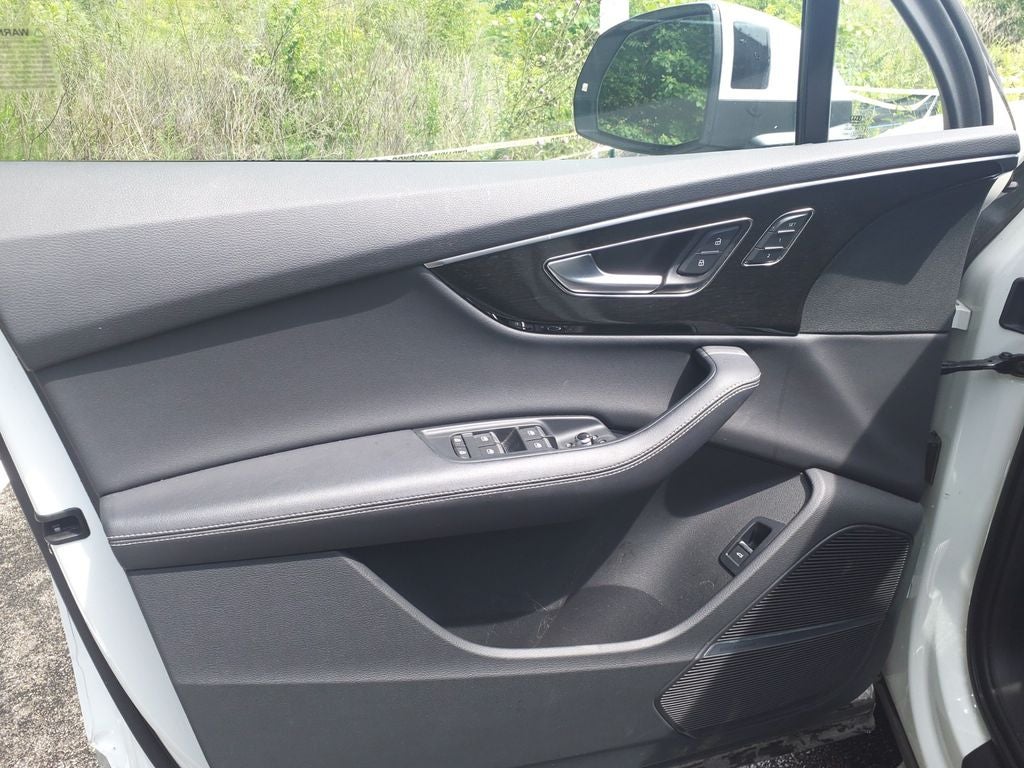 2025 Audi Q7 55 Premium Plus quattro
