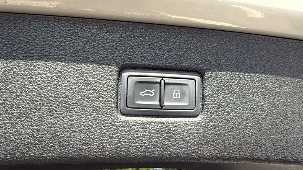 2021 Audi Q7 55 Prestige quattro