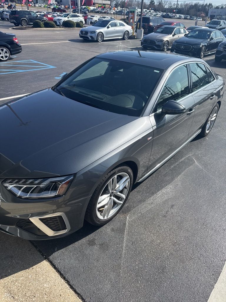 2024 Audi A4 45 S line Premium quattro