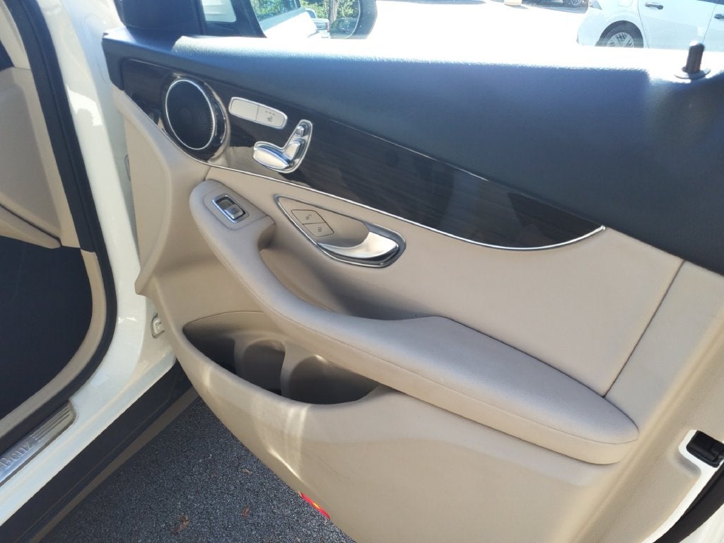 2019 Mercedes-Benz GLC GLC 300