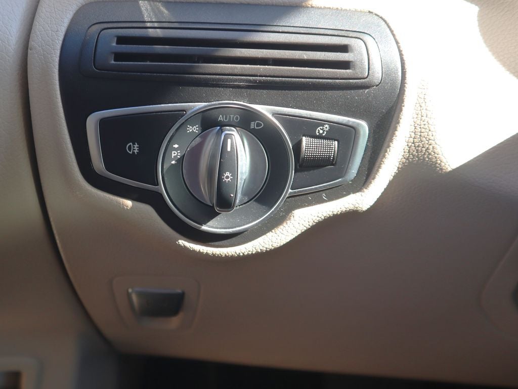 2019 Mercedes-Benz GLC GLC 300 4MATIC®