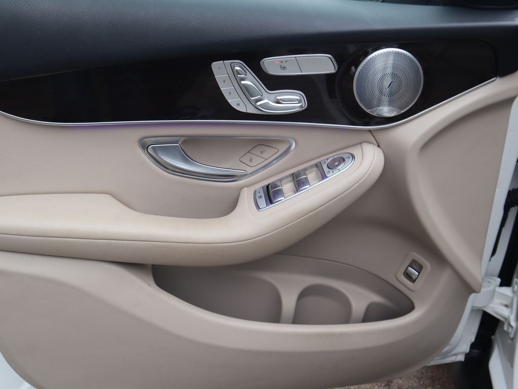 2020 Mercedes-Benz GLC GLC 300