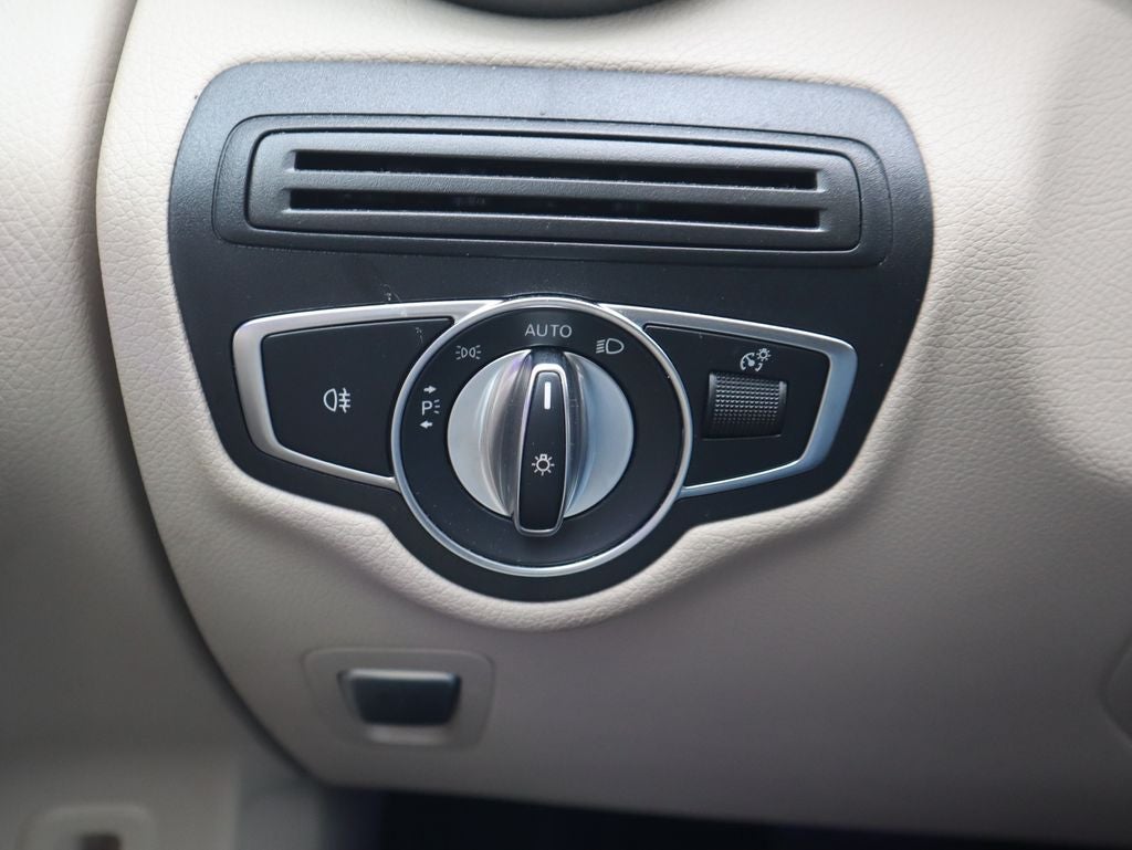 2020 Mercedes-Benz GLC GLC 300