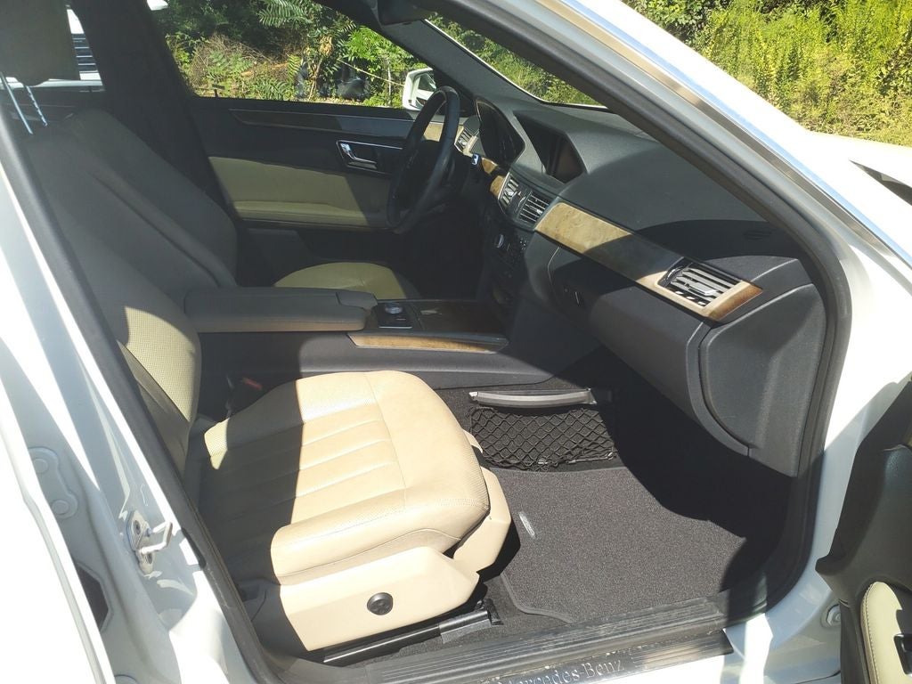 2011 Mercedes-Benz E-Class E 550 SPORT
