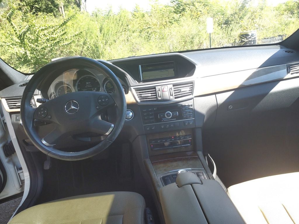 2011 Mercedes-Benz E-Class E 550 SPORT