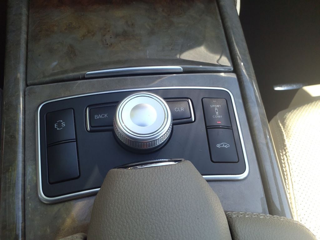 2011 Mercedes-Benz E-Class E 550 SPORT