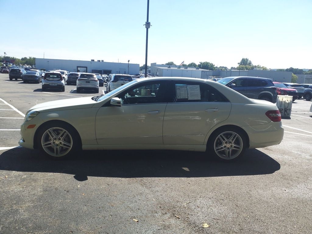 2011 Mercedes-Benz E-Class E 550 SPORT