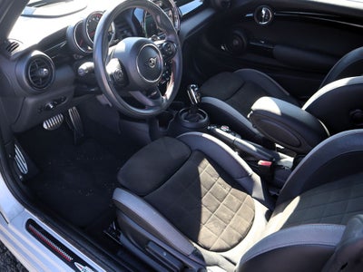 2020 MINI John Cooper Works Iconic