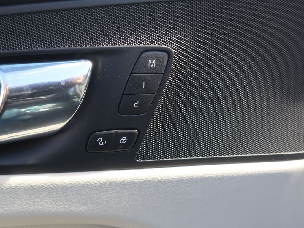 2018 Volvo XC60 T5 Inscription