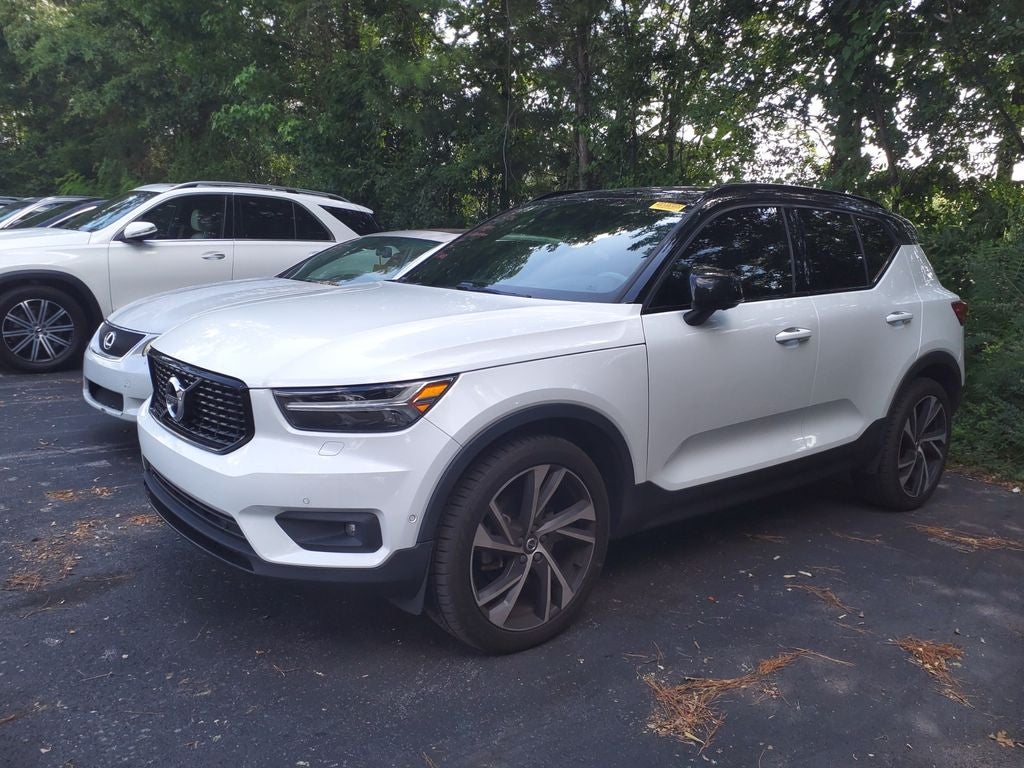 2019 Volvo XC40 R-Design