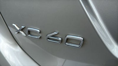 2017 Volvo XC60 T5 Dynamic