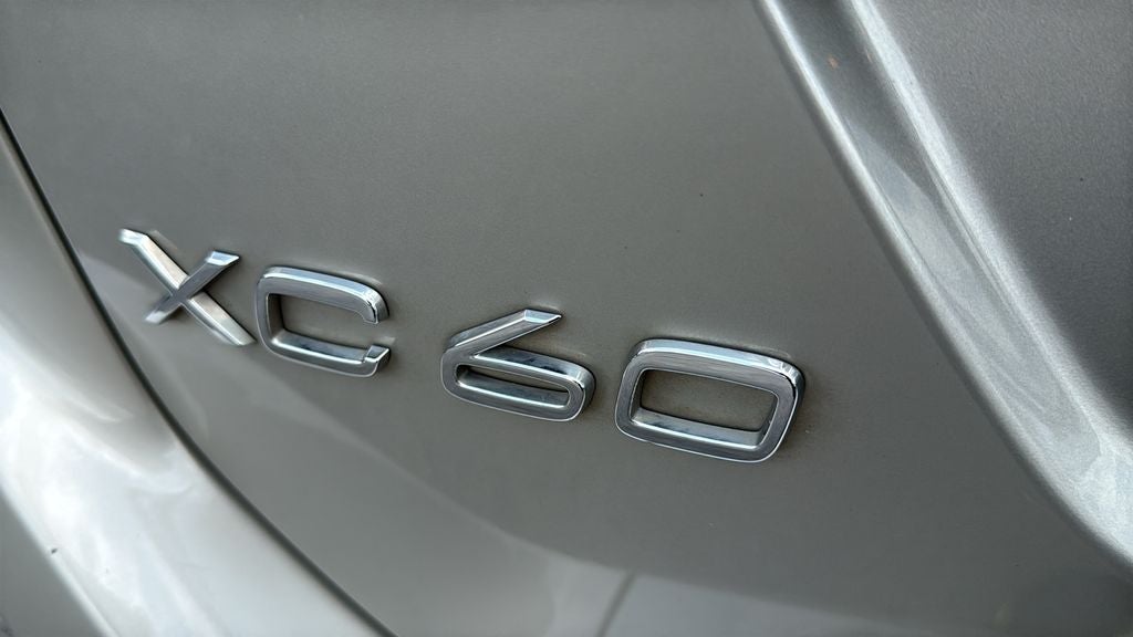 2017 Volvo XC60 T5 Dynamic