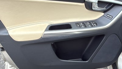2017 Volvo XC60 T5 Dynamic