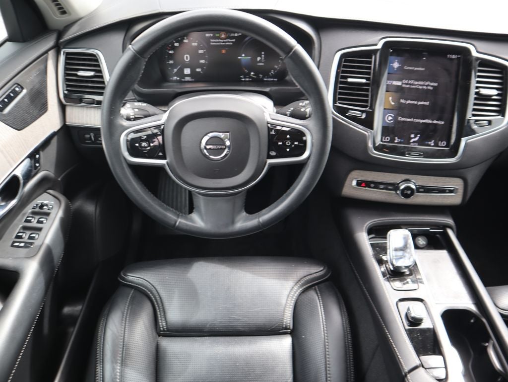 2022 Volvo XC90 Recharge Plug-In Hybrid T8 Inscription 7 Passenger