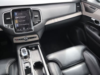 2022 Volvo XC90 Recharge Plug-In Hybrid T8 Inscription 7 Passenger