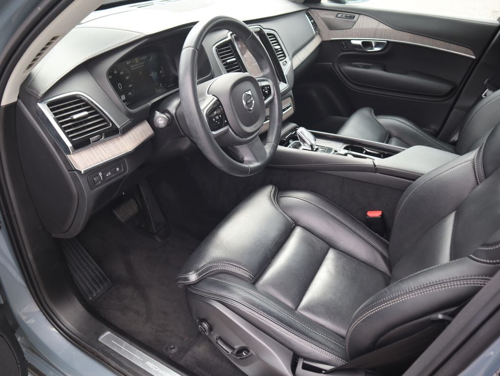 2022 Volvo XC90 Recharge Plug-In Hybrid T8 Inscription 7 Passenger