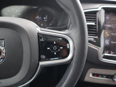 2022 Volvo XC90 Recharge Plug-In Hybrid T8 Inscription 7 Passenger