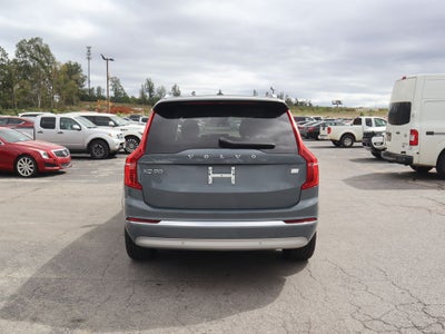 2022 Volvo XC90 Recharge Plug-In Hybrid T8 Inscription 7 Passenger