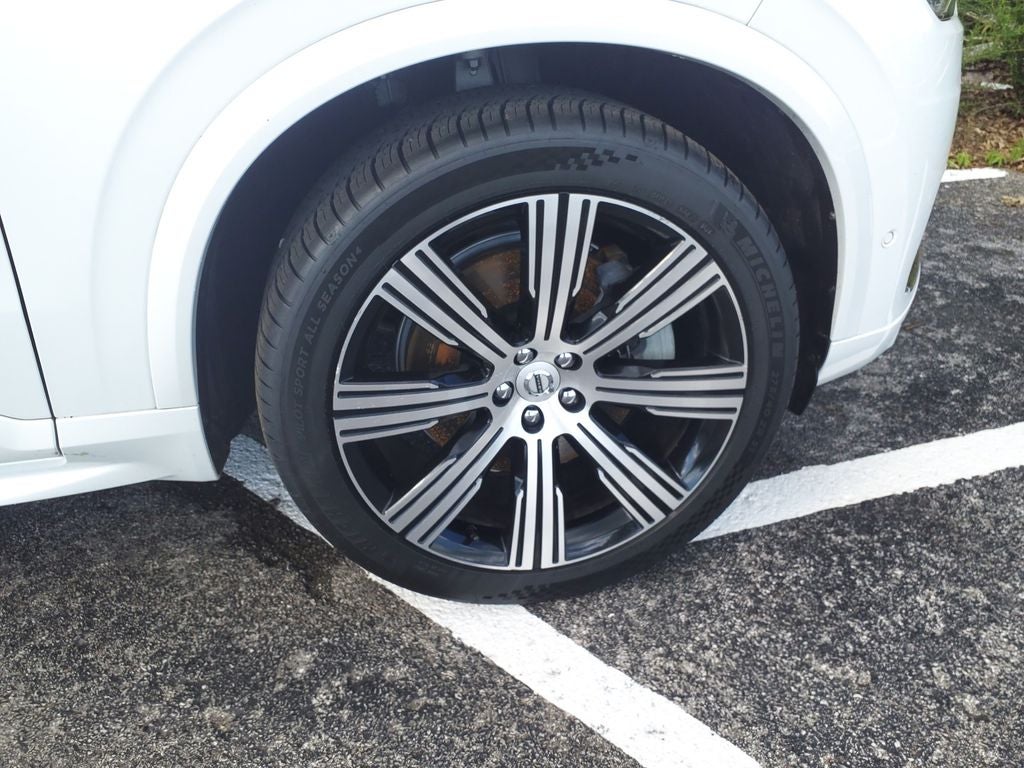 2022 Volvo XC90 Recharge Plug-In Hybrid T8 Inscription Extended Range 7P