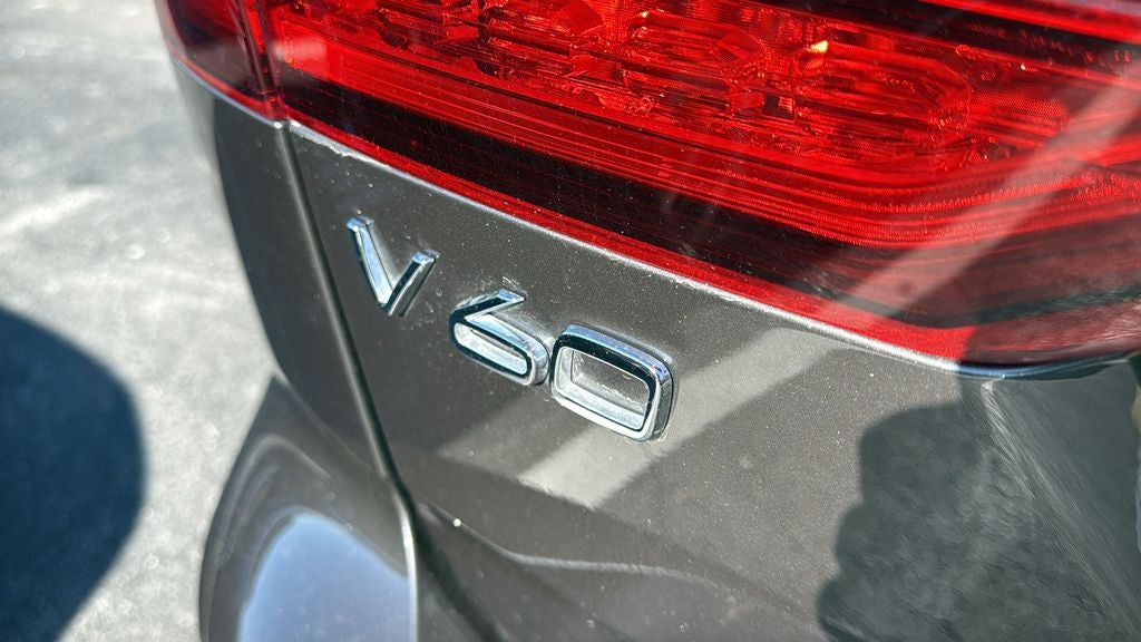 2025 Volvo V60 Cross Country B5 Plus AWD