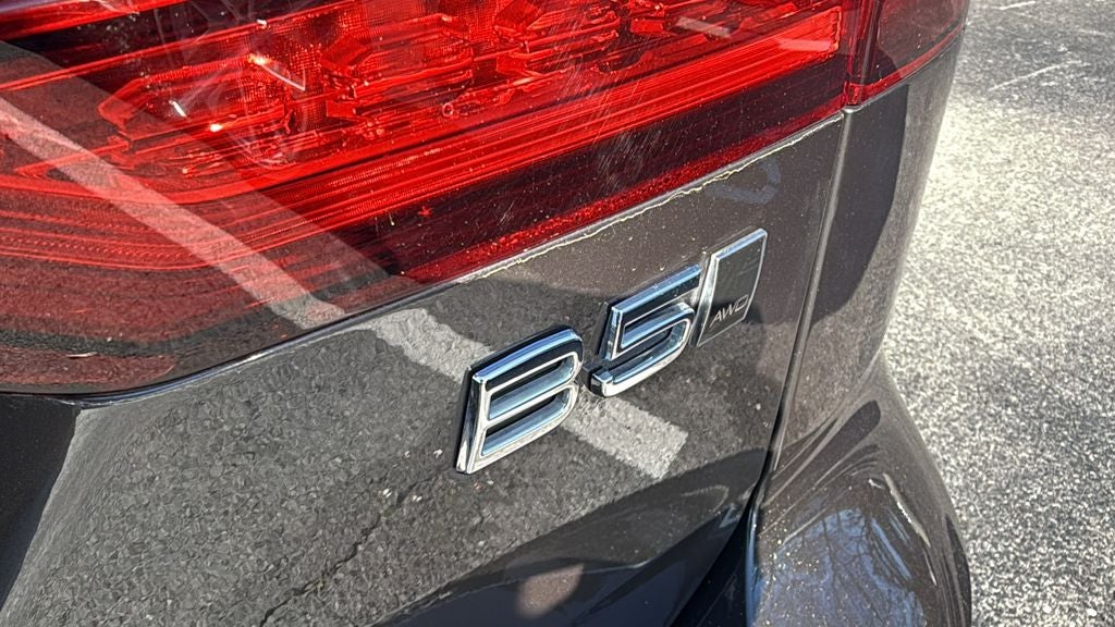 2025 Volvo V60 Cross Country B5 Plus AWD