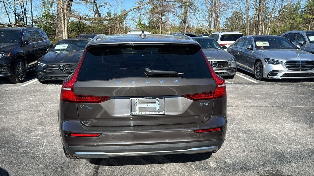 2025 Volvo V60 Cross Country B5 Plus AWD